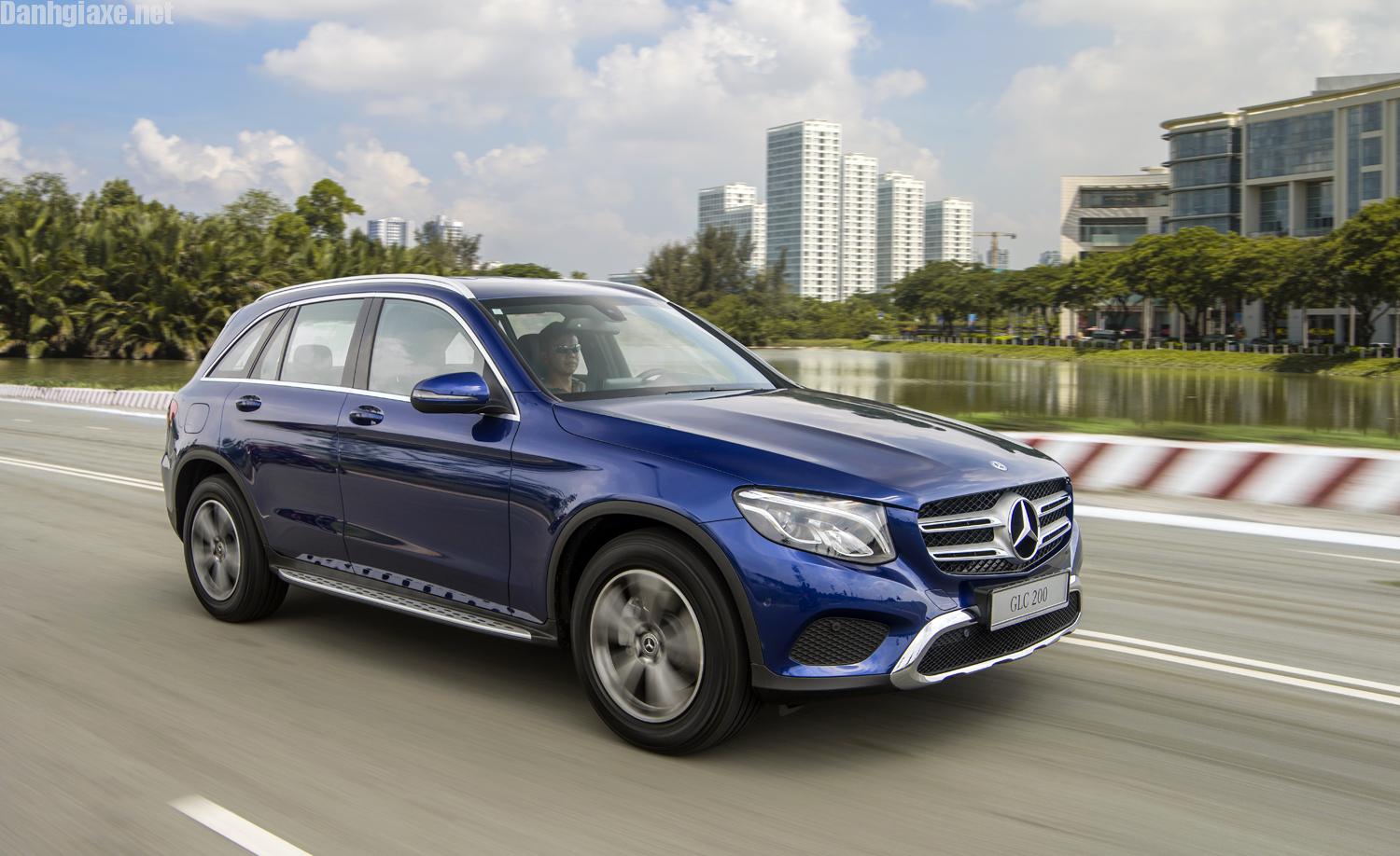 Đánh giá Mercedes-Benz GLC 200 2019: Giá bán, động cơ, thiết kế!